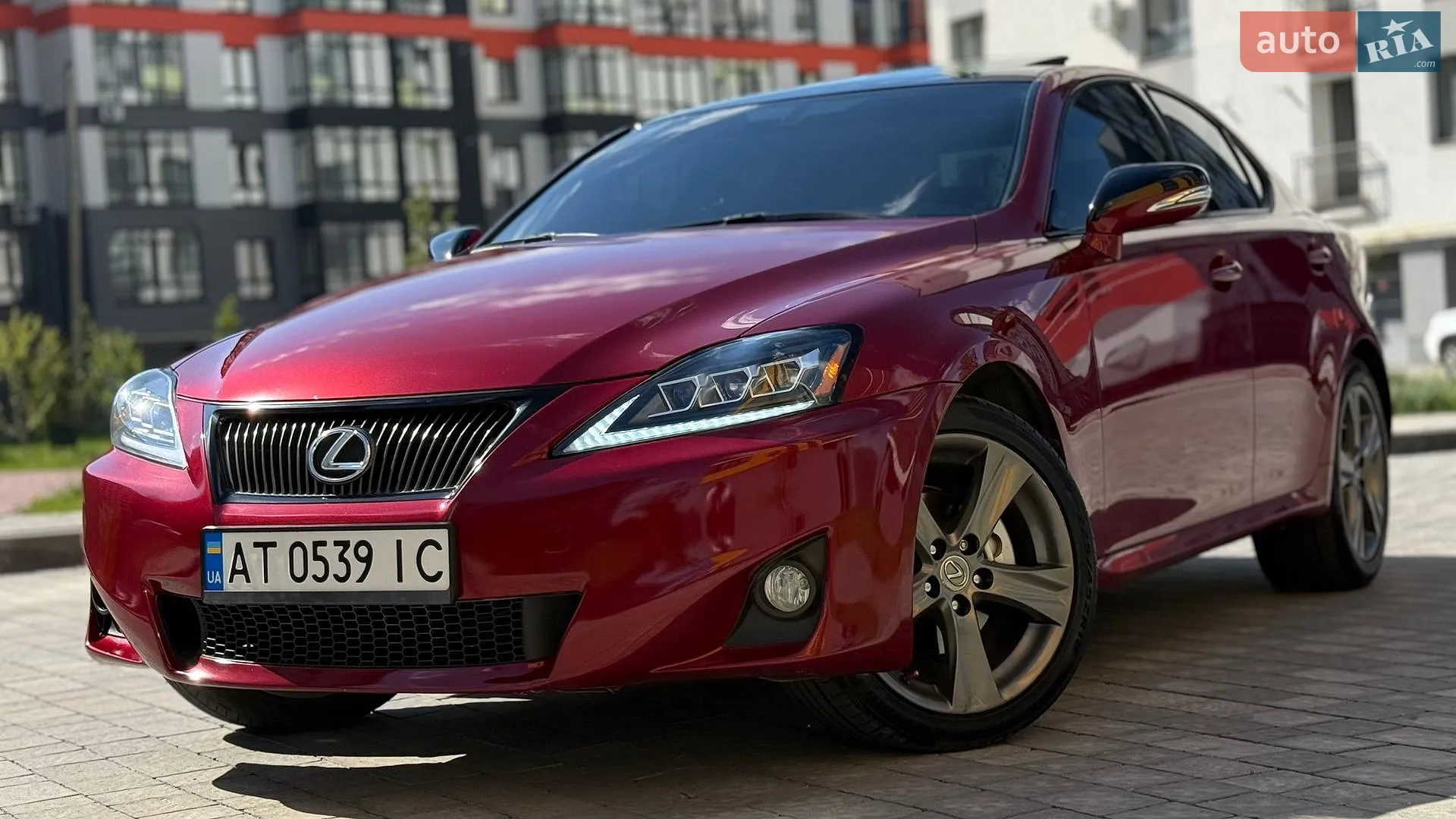 2013 Lexus IS - мініатюра 8