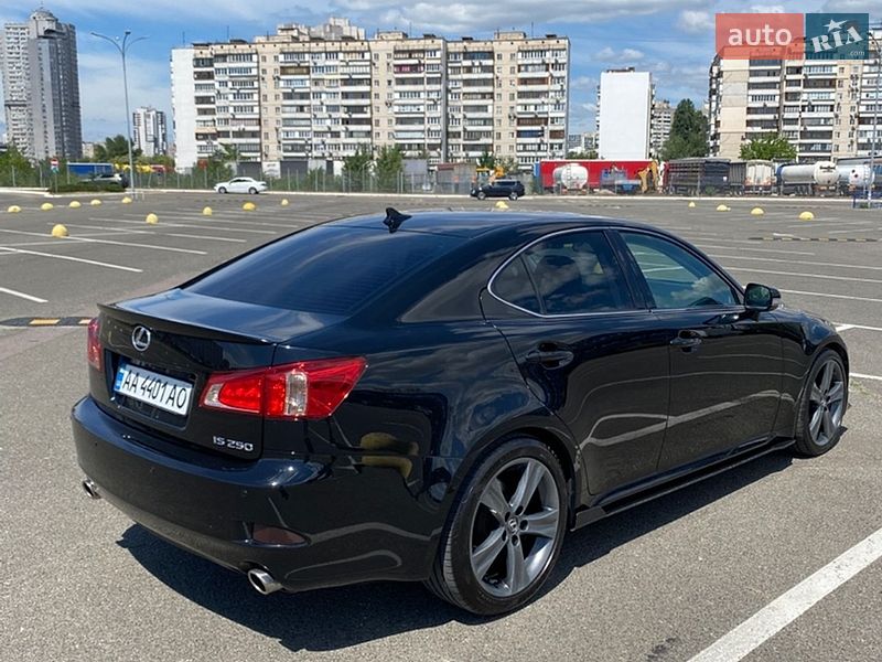 Седан Lexus IS 2011 в Киеве