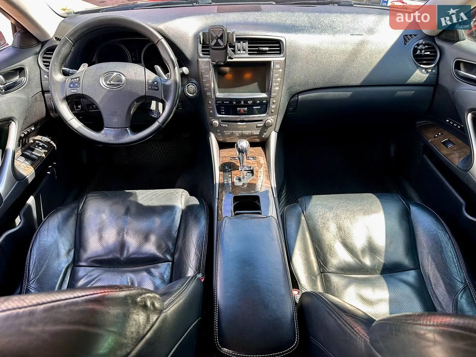 2010 Lexus IS - мініатюра 16