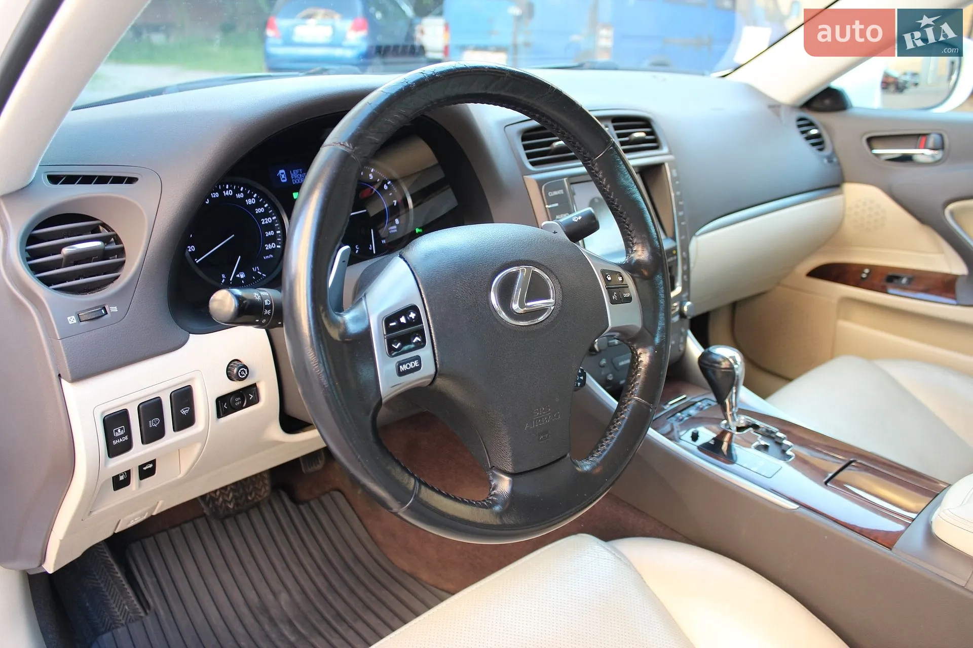 2010 Lexus IS - мініатюра 19