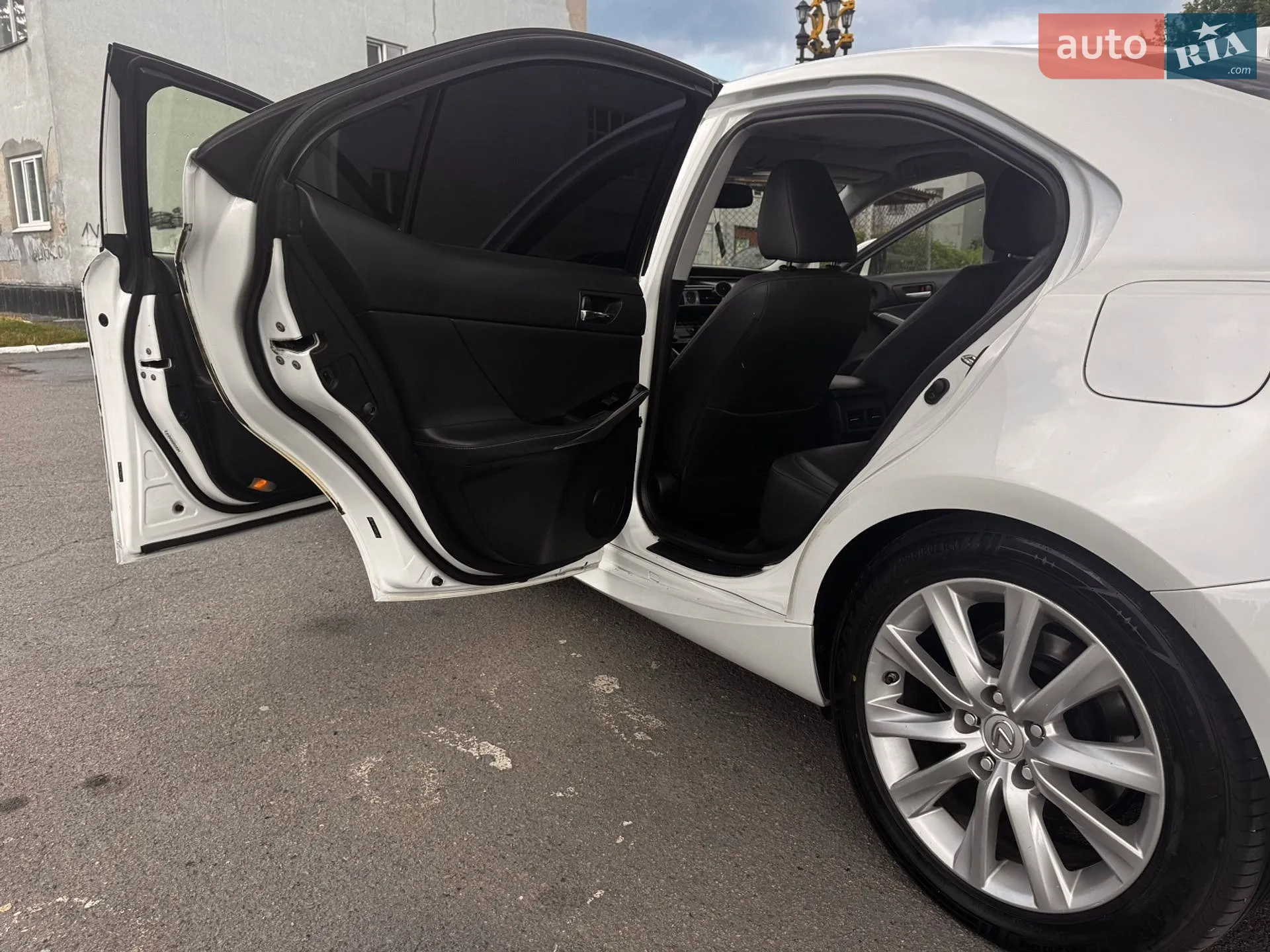 2014 Lexus IS - мініатюра 20