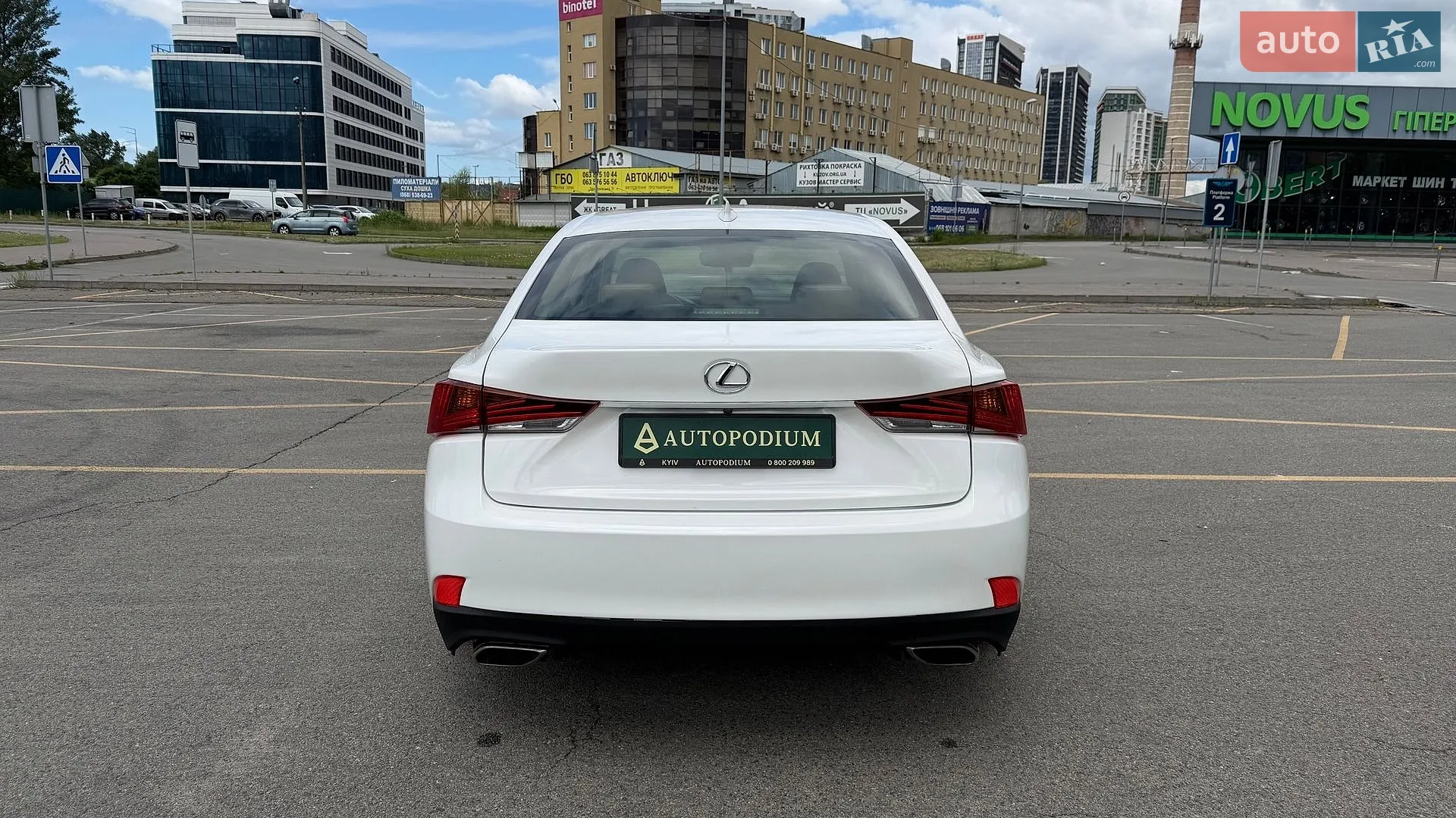 2018 Lexus IS - мініатюра 6
