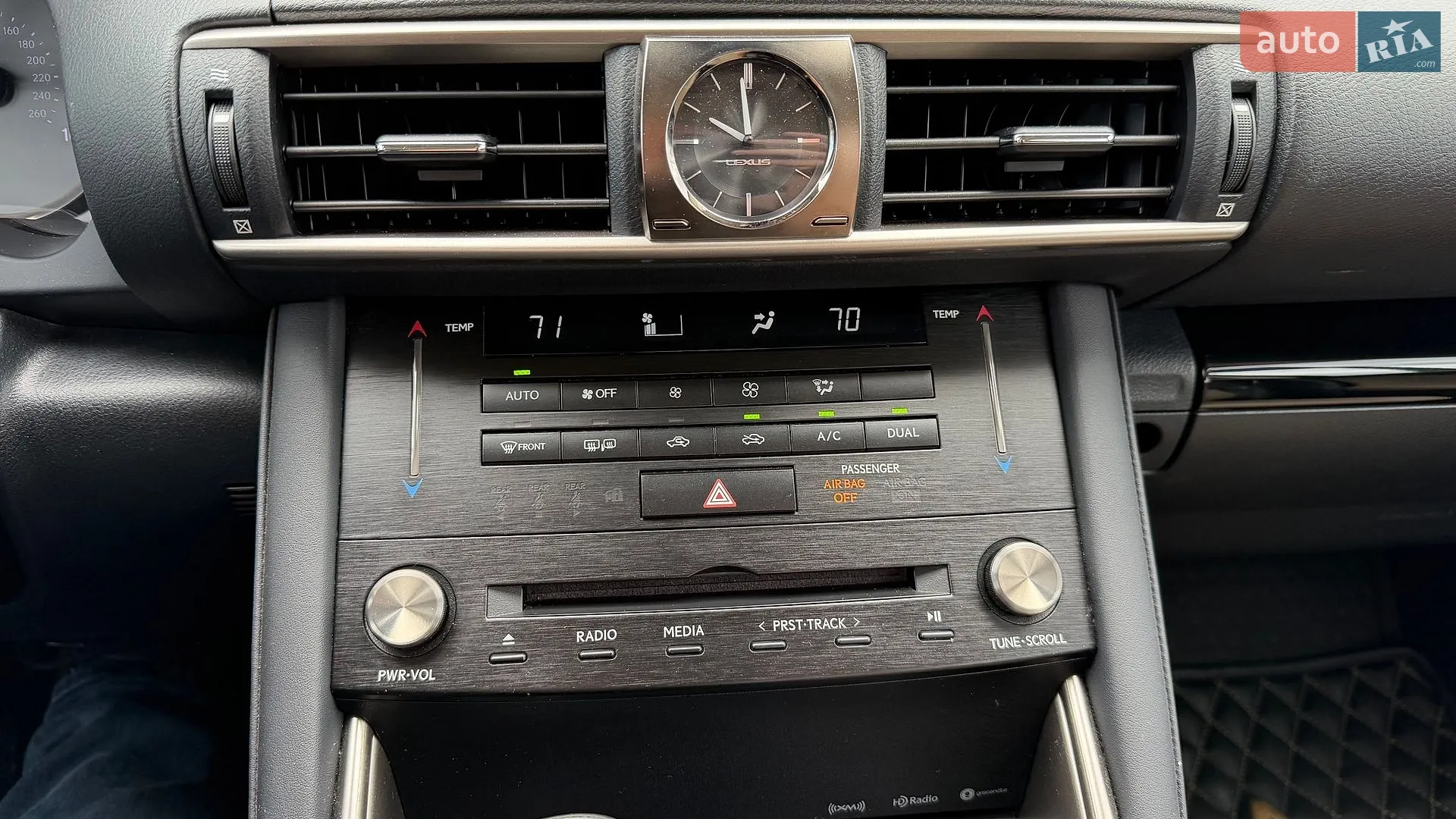 2018 Lexus IS - мініатюра 33
