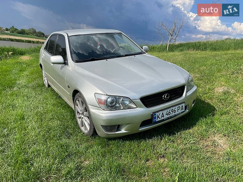 Седан Lexus IS 1999 в Белой Церкви