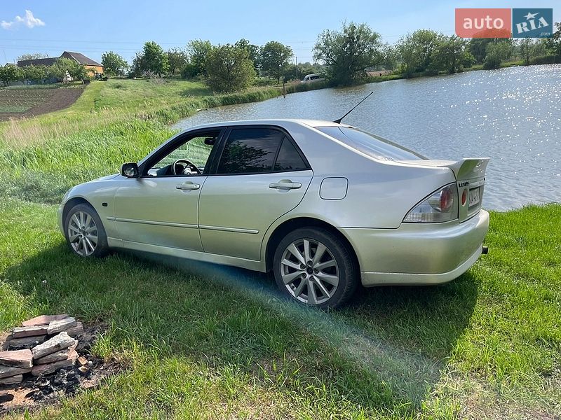 Седан Lexus IS 1999 в Белой Церкви
