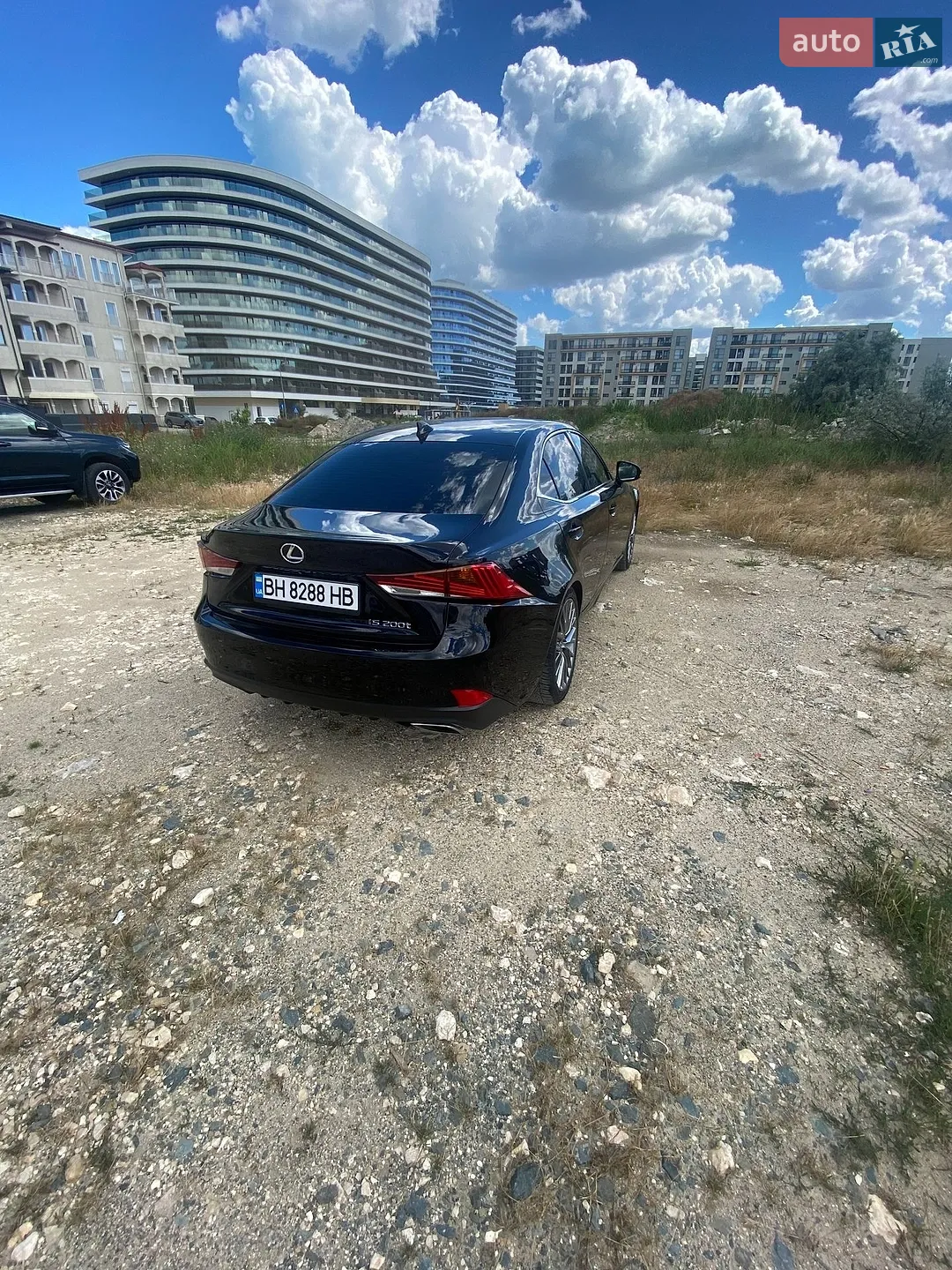 2017 Lexus IS - мініатюра 3