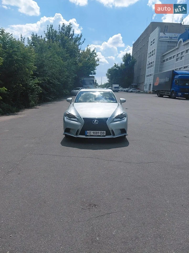 2015 Lexus IS - мініатюра 6