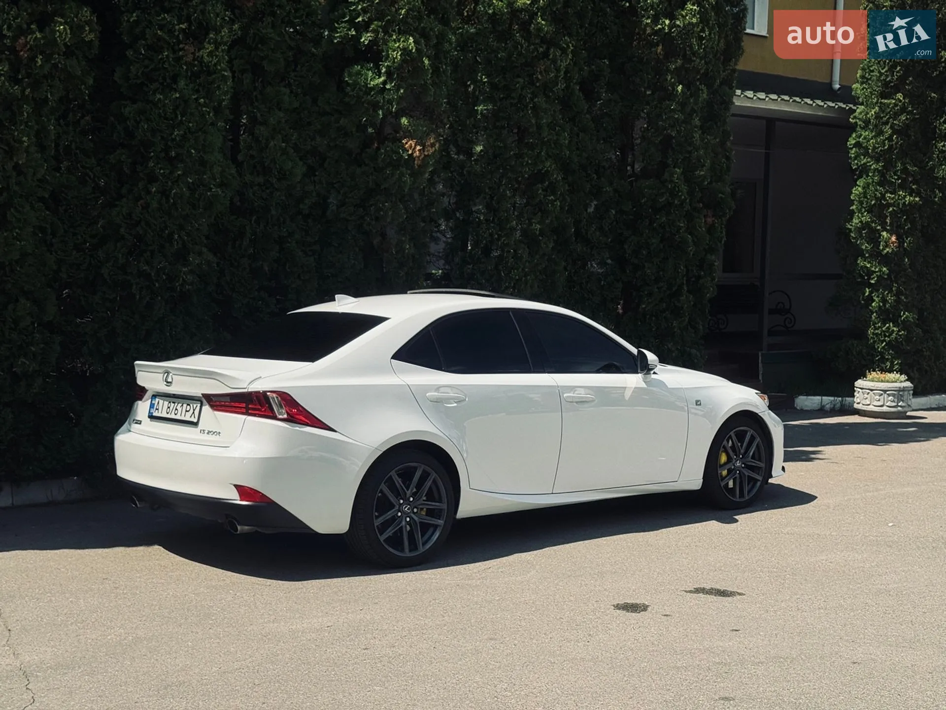 2016 Lexus IS - мініатюра 11
