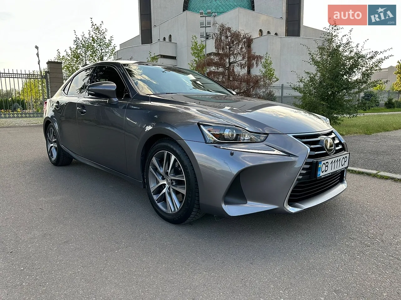 2017 Lexus IS - мініатюра 6