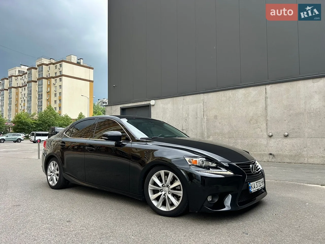 2016 Lexus IS - мініатюра 16