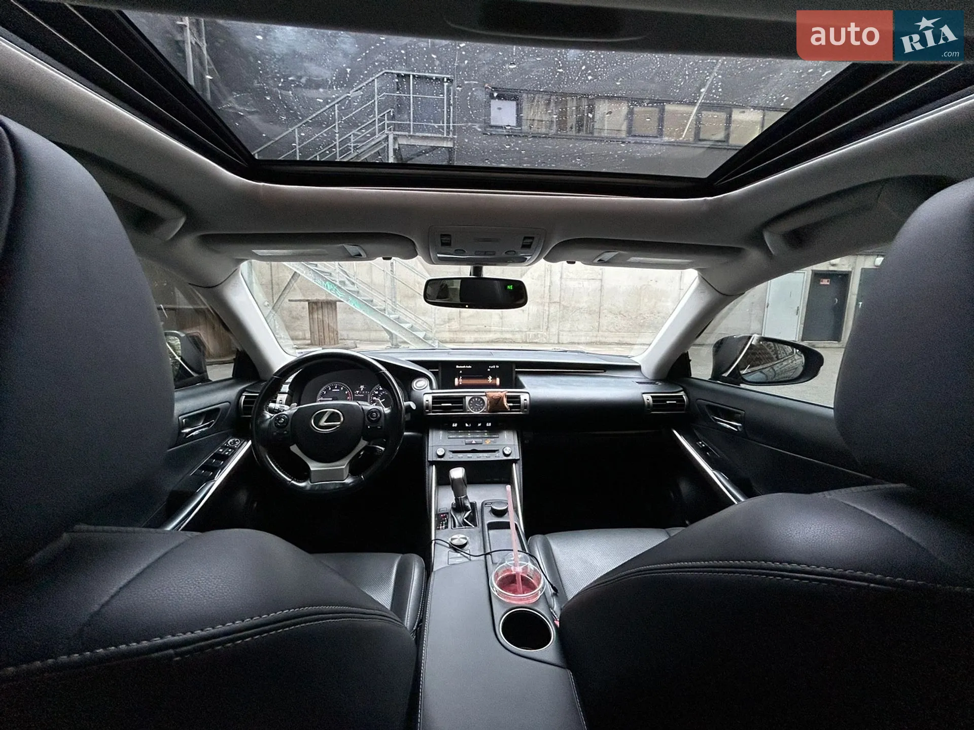 2016 Lexus IS - мініатюра 12