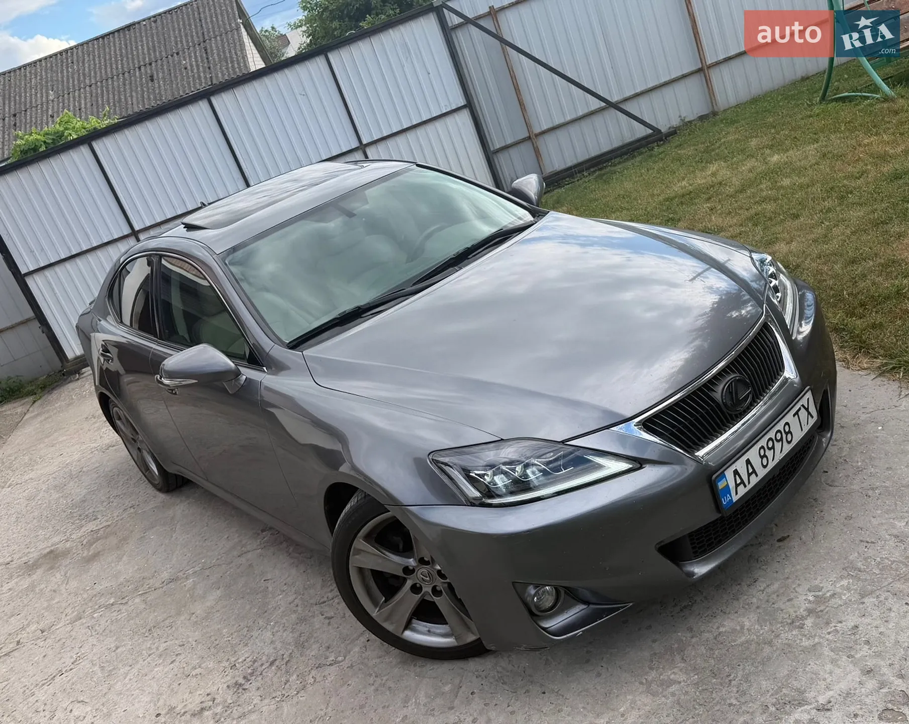 2012 Lexus IS - фото 1