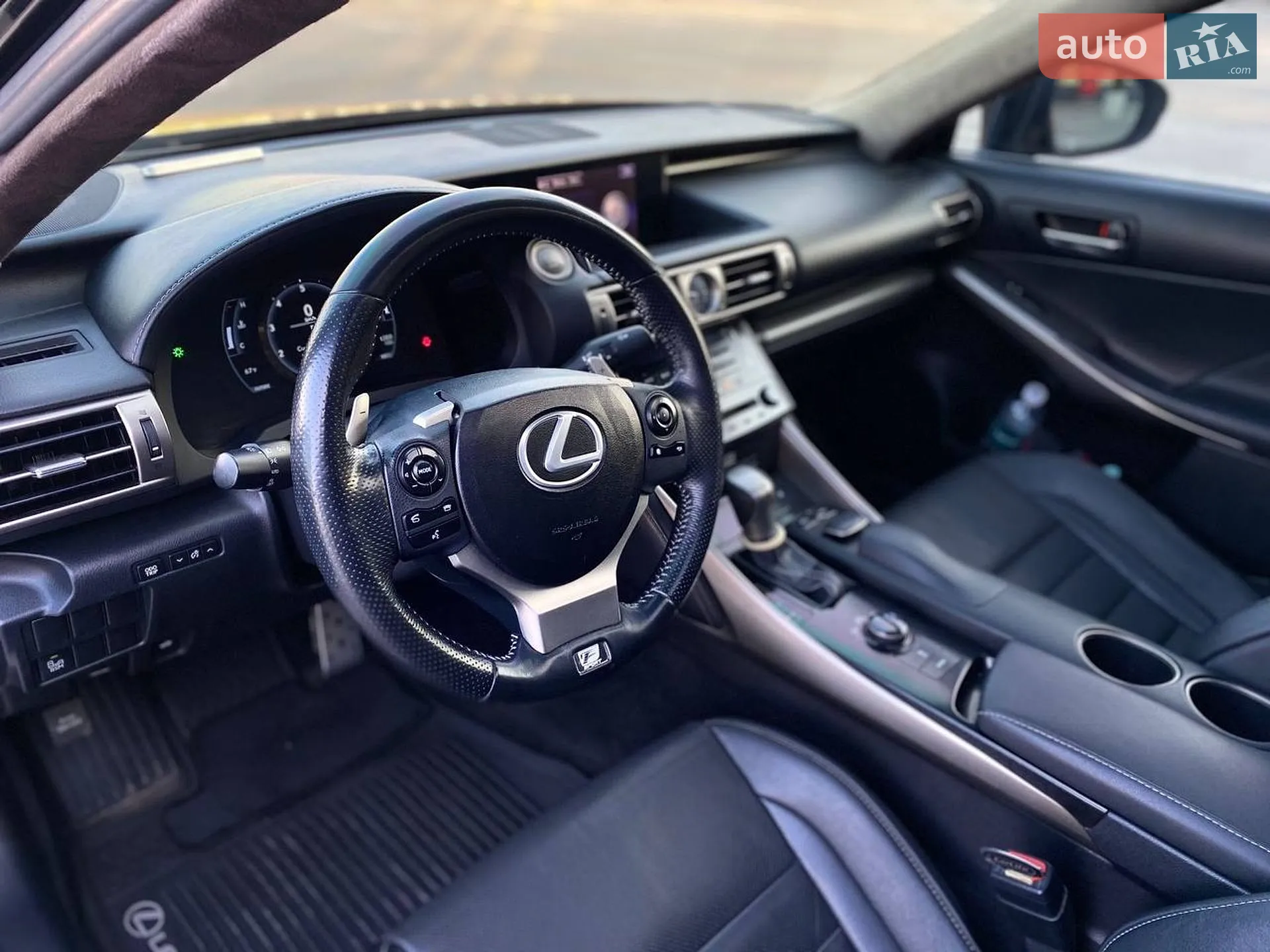 2013 Lexus IS - мініатюра 30