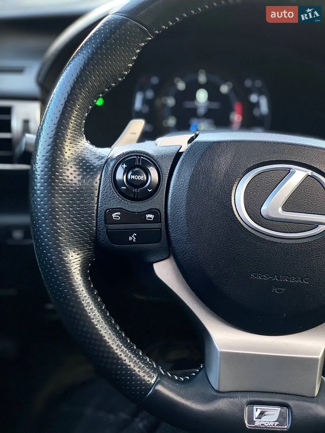 2013 Lexus IS - мініатюра 31