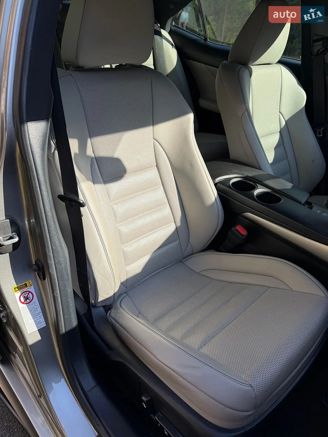 2015 Lexus IS - мініатюра 12
