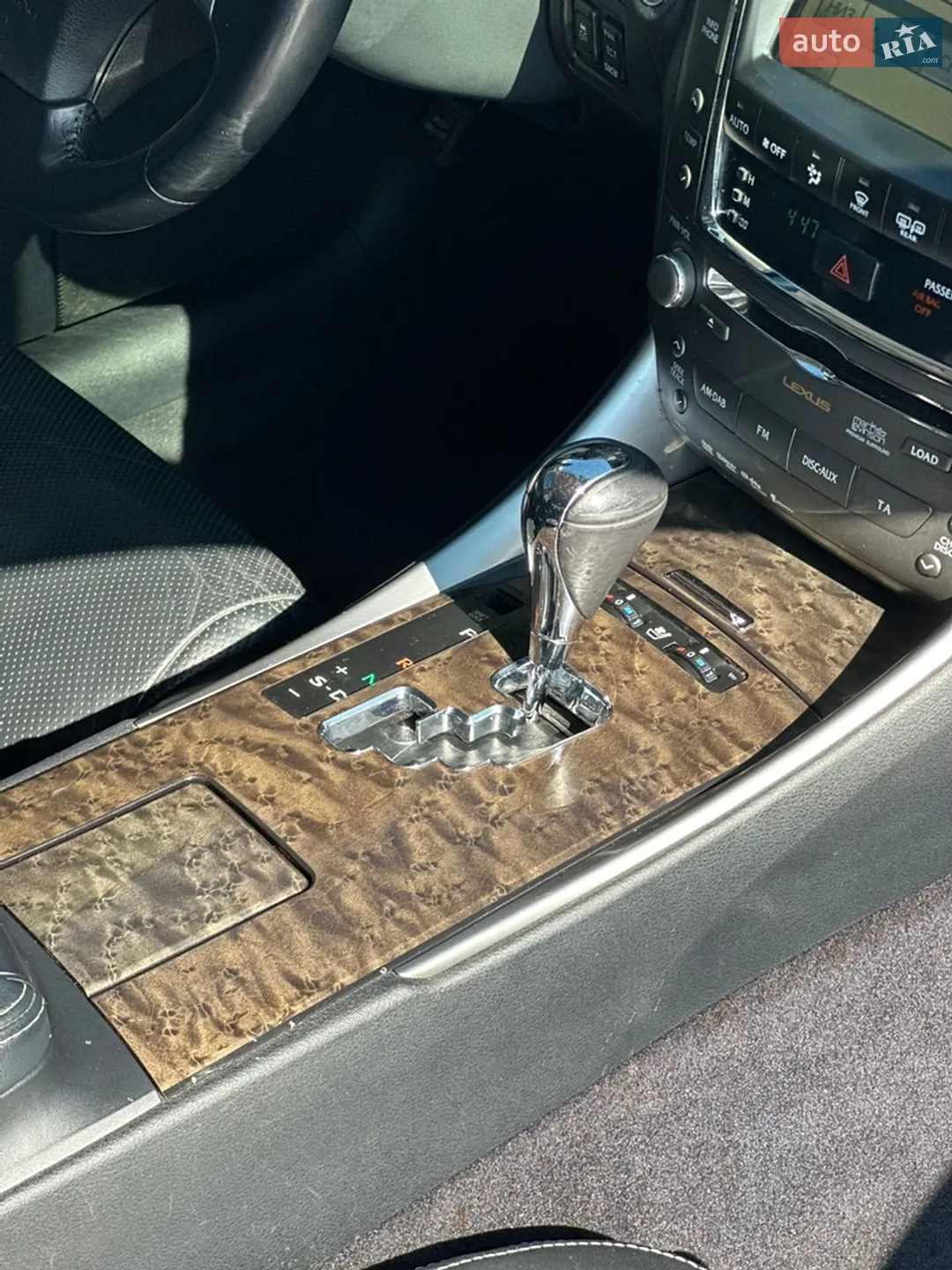 2010 Lexus IS - мініатюра 11