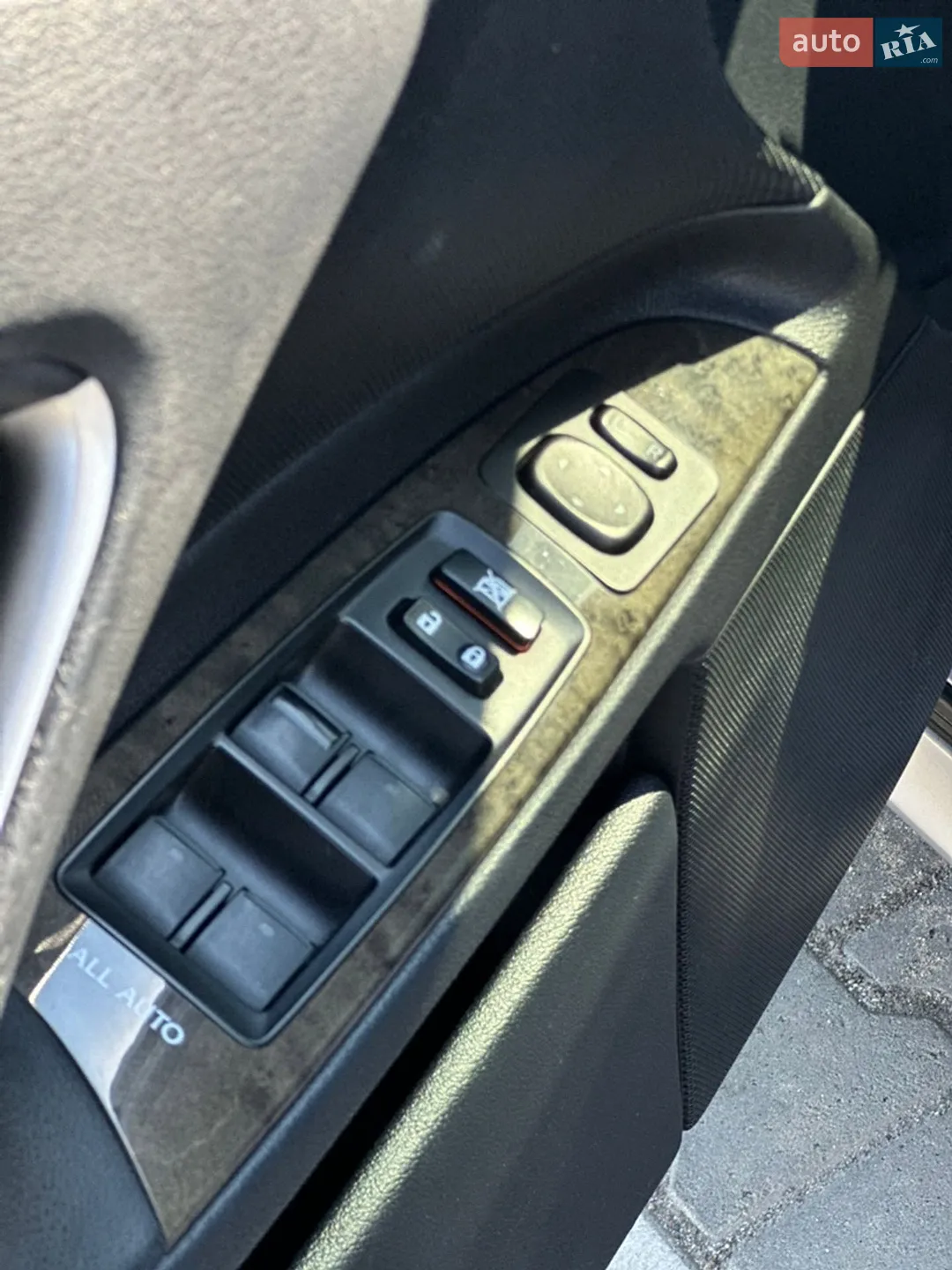 2010 Lexus IS - мініатюра 14