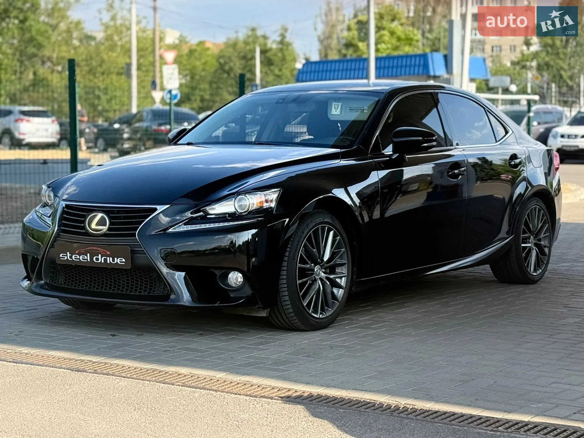 2013 Lexus IS - фото 1