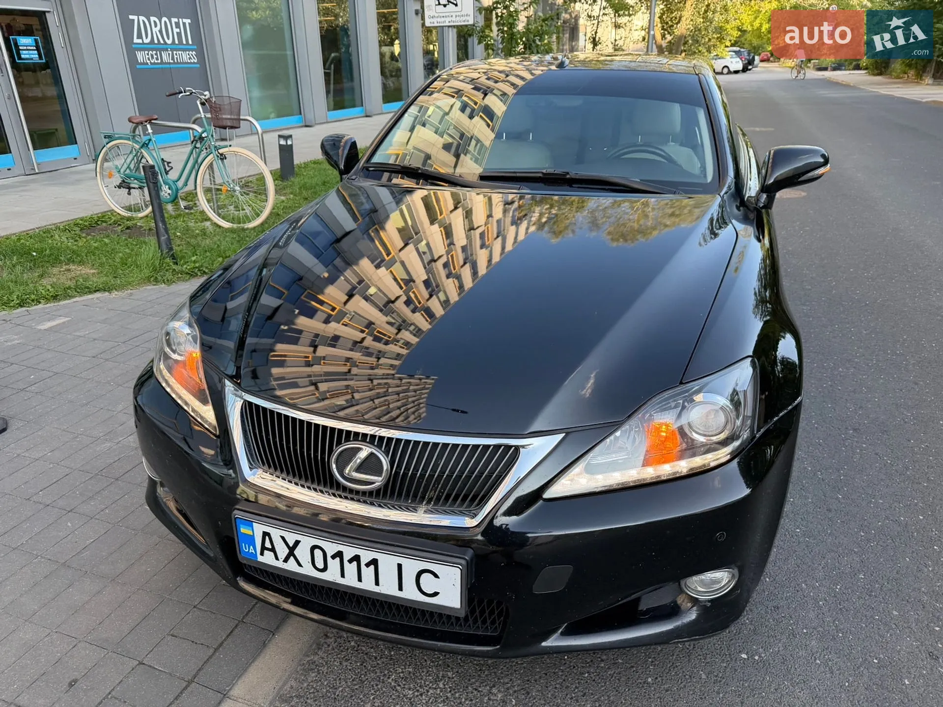2011 Lexus IS - мініатюра 17