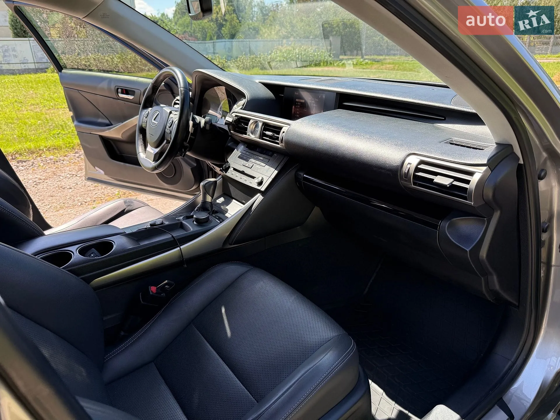 2014 Lexus IS - мініатюра 30