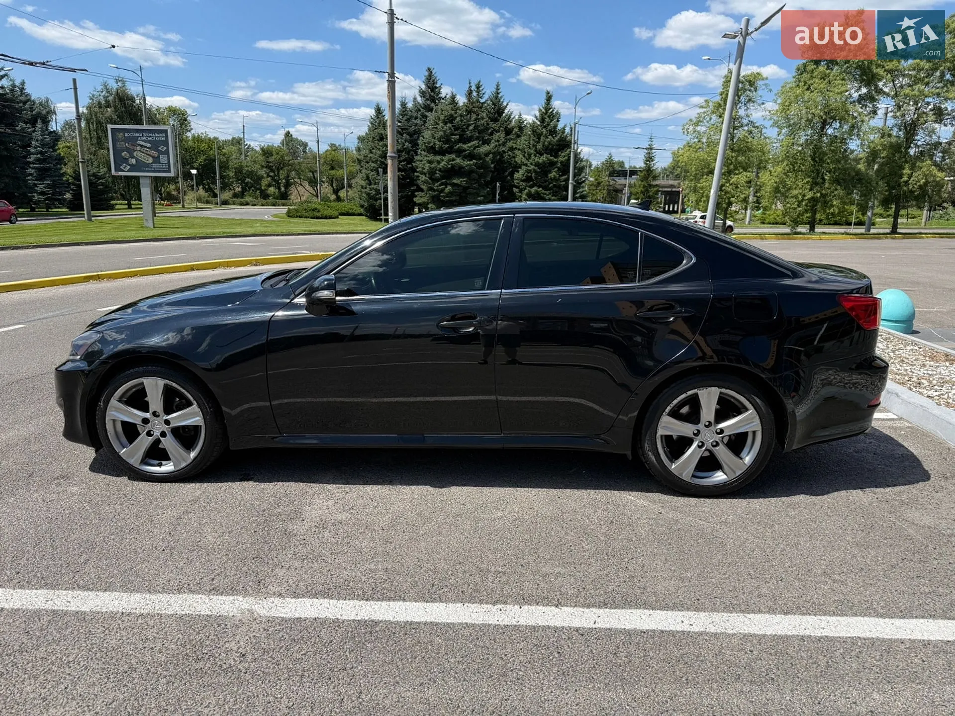 2011 Lexus IS - мініатюра 8