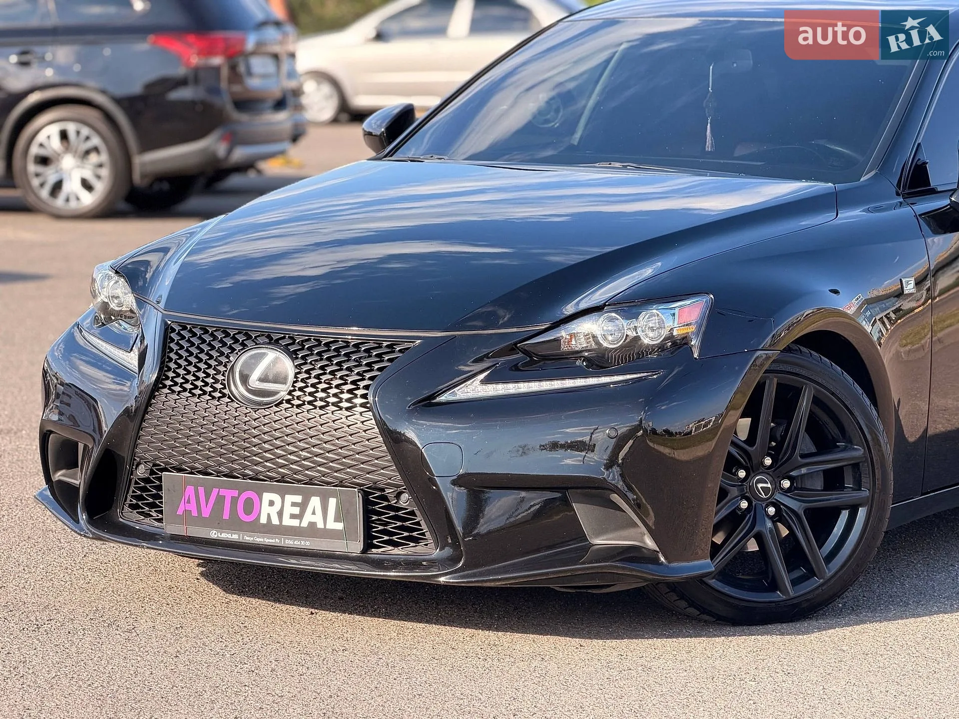 2015 Lexus IS - мініатюра 3