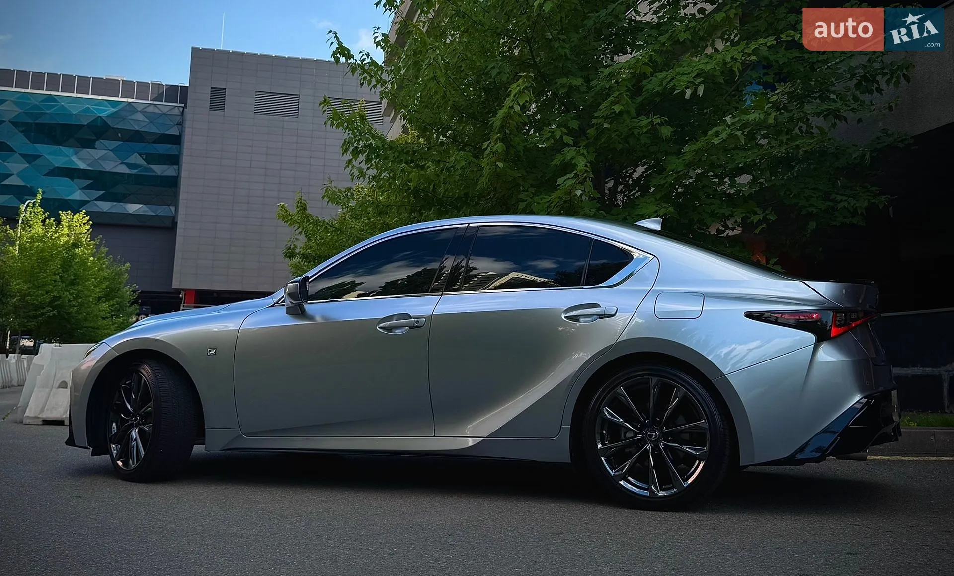 2022 Lexus IS - мініатюра 16