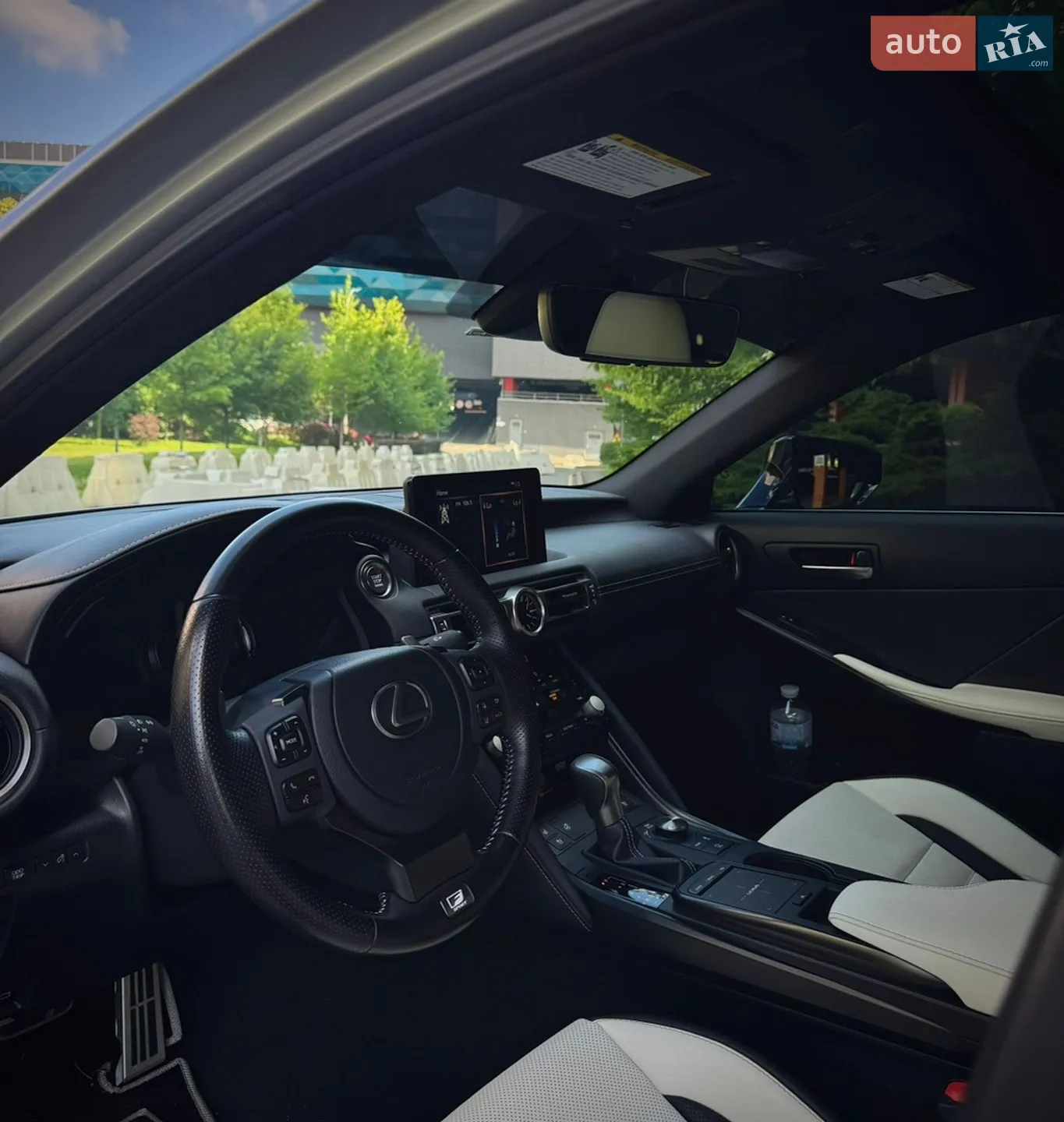2022 Lexus IS - мініатюра 19