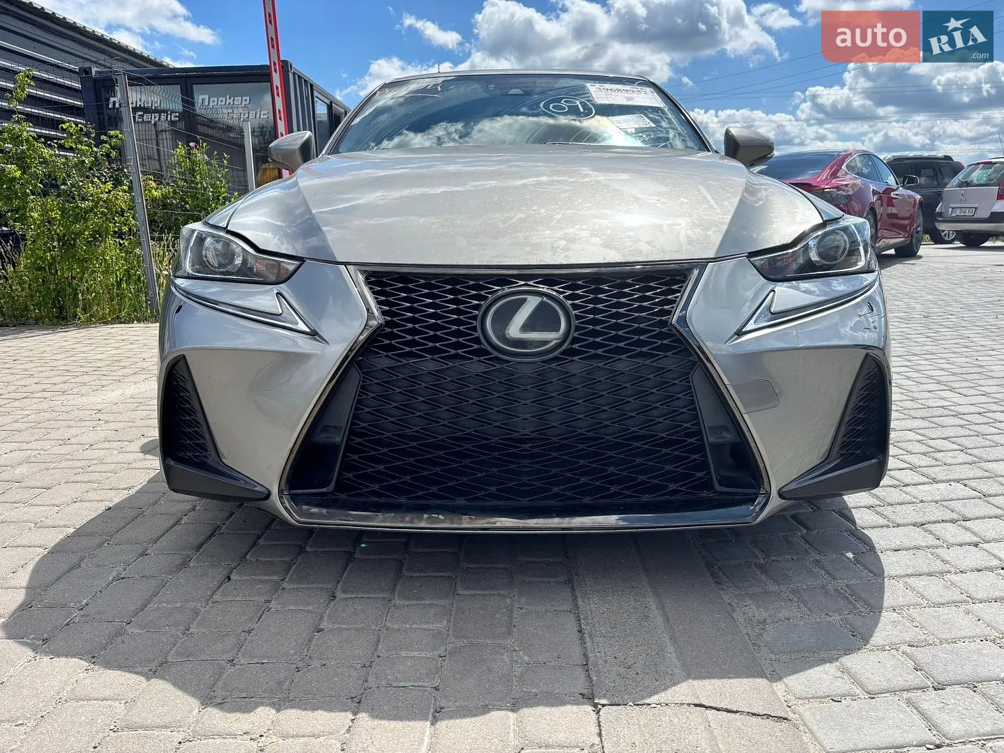 2018 Lexus IS - мініатюра 2