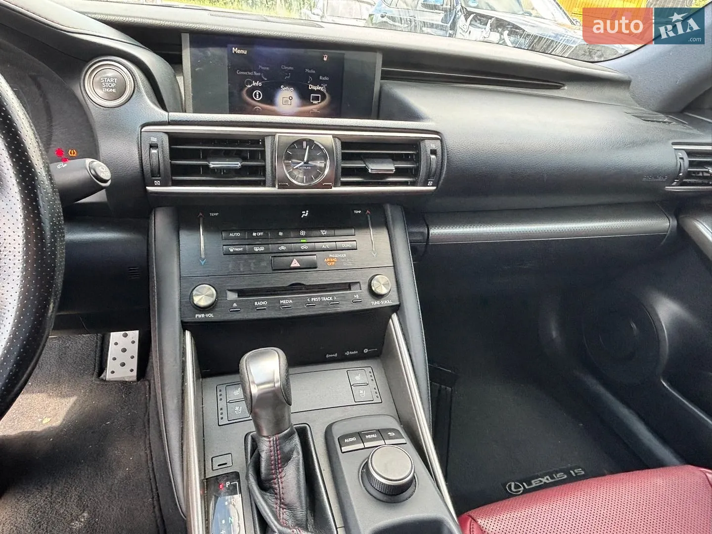 2018 Lexus IS - мініатюра 14