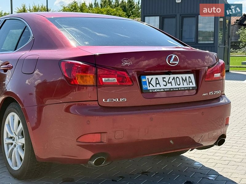 Седан Lexus IS 2006 в Виннице