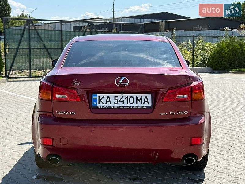 Седан Lexus IS 2006 в Виннице