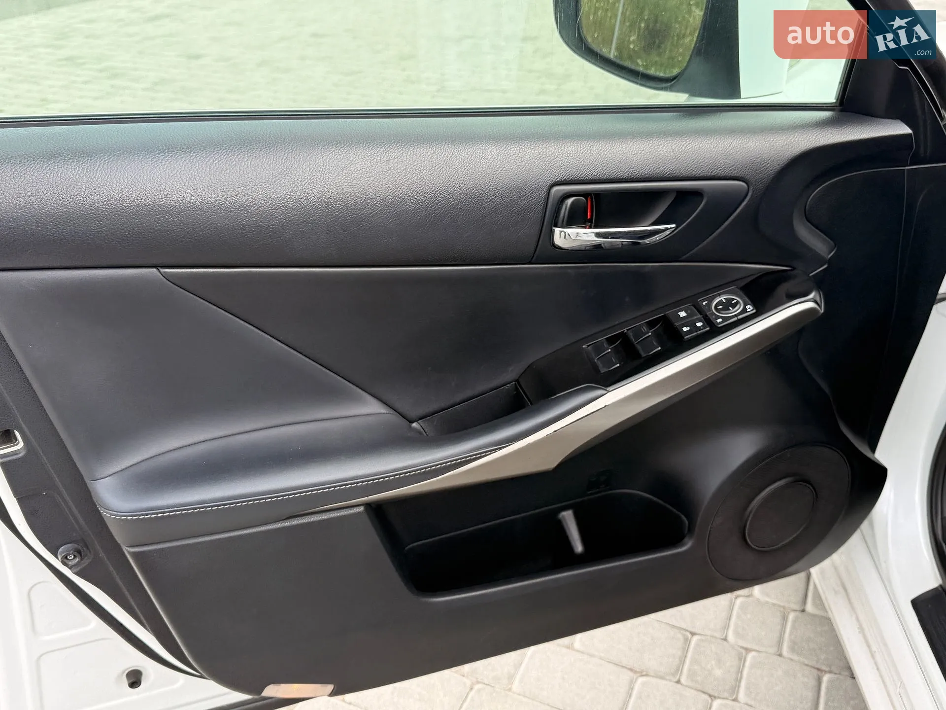 2013 Lexus IS - мініатюра 11