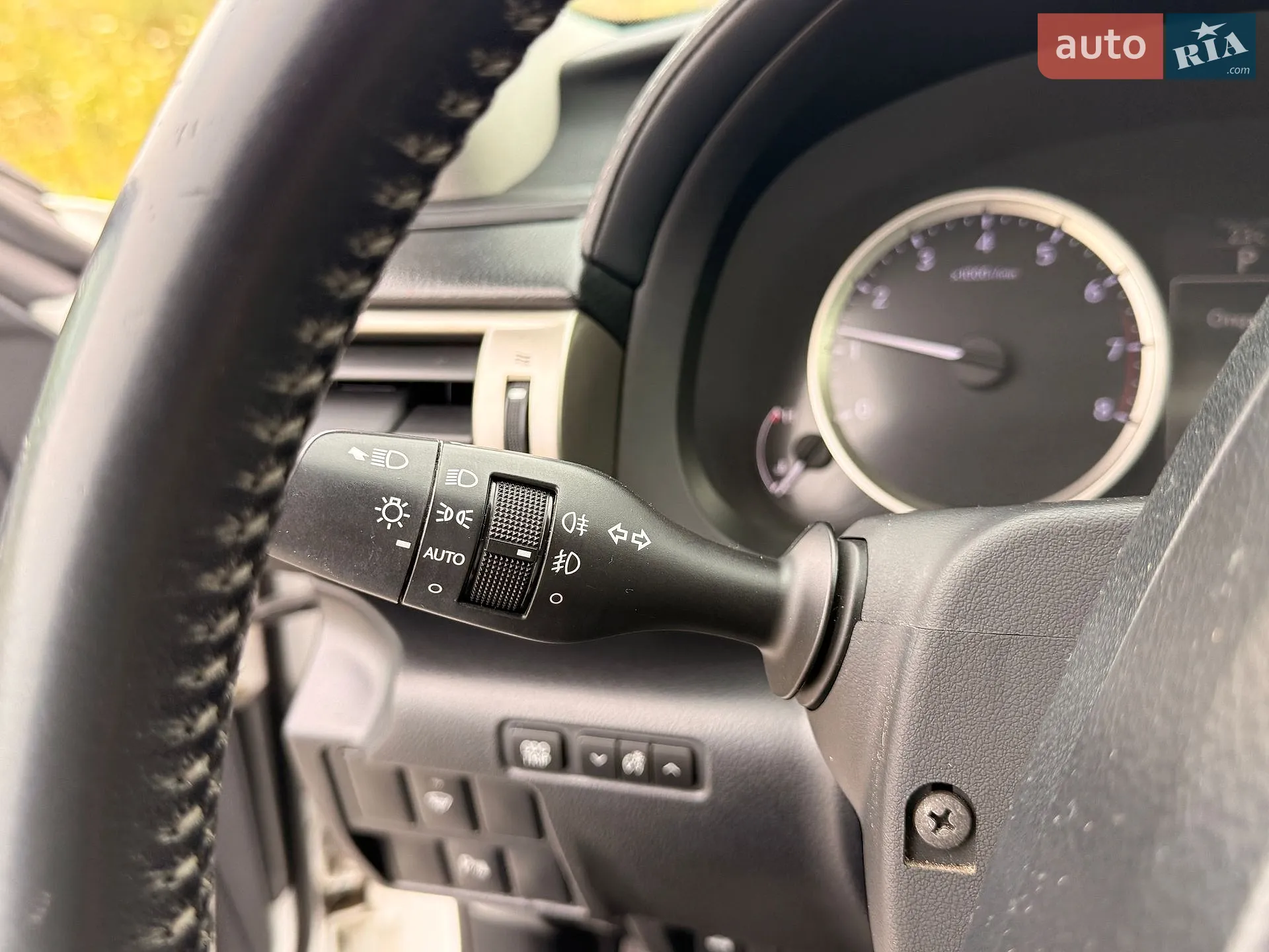 2013 Lexus IS - мініатюра 22