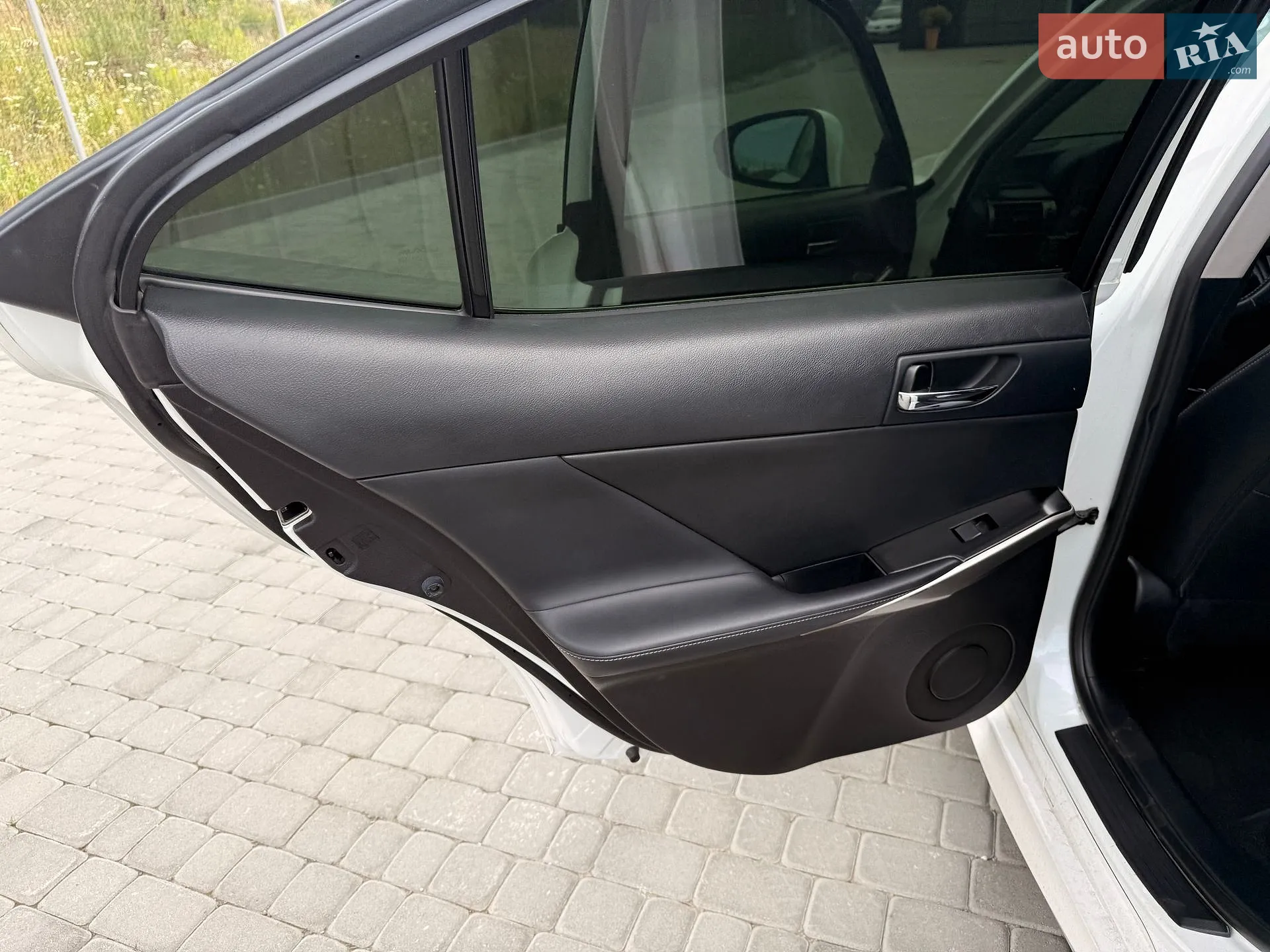 2013 Lexus IS - мініатюра 32