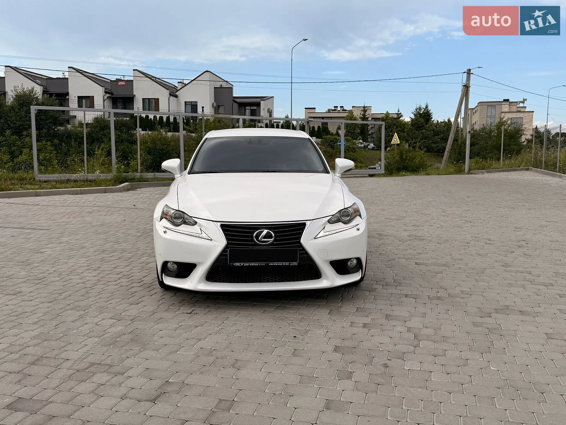 2013 Lexus IS - мініатюра 3