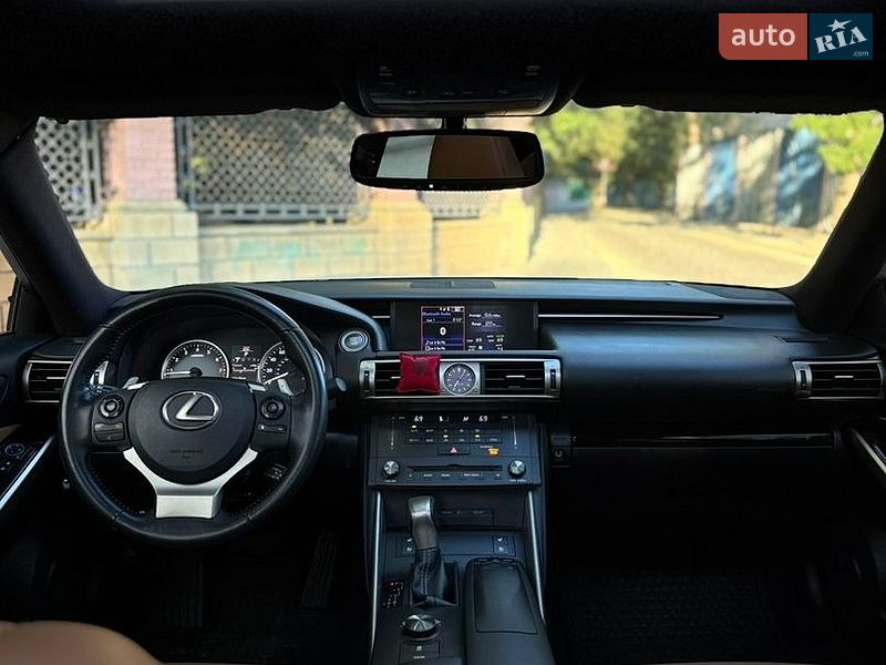 Седан Lexus IS 2014 в Одесі