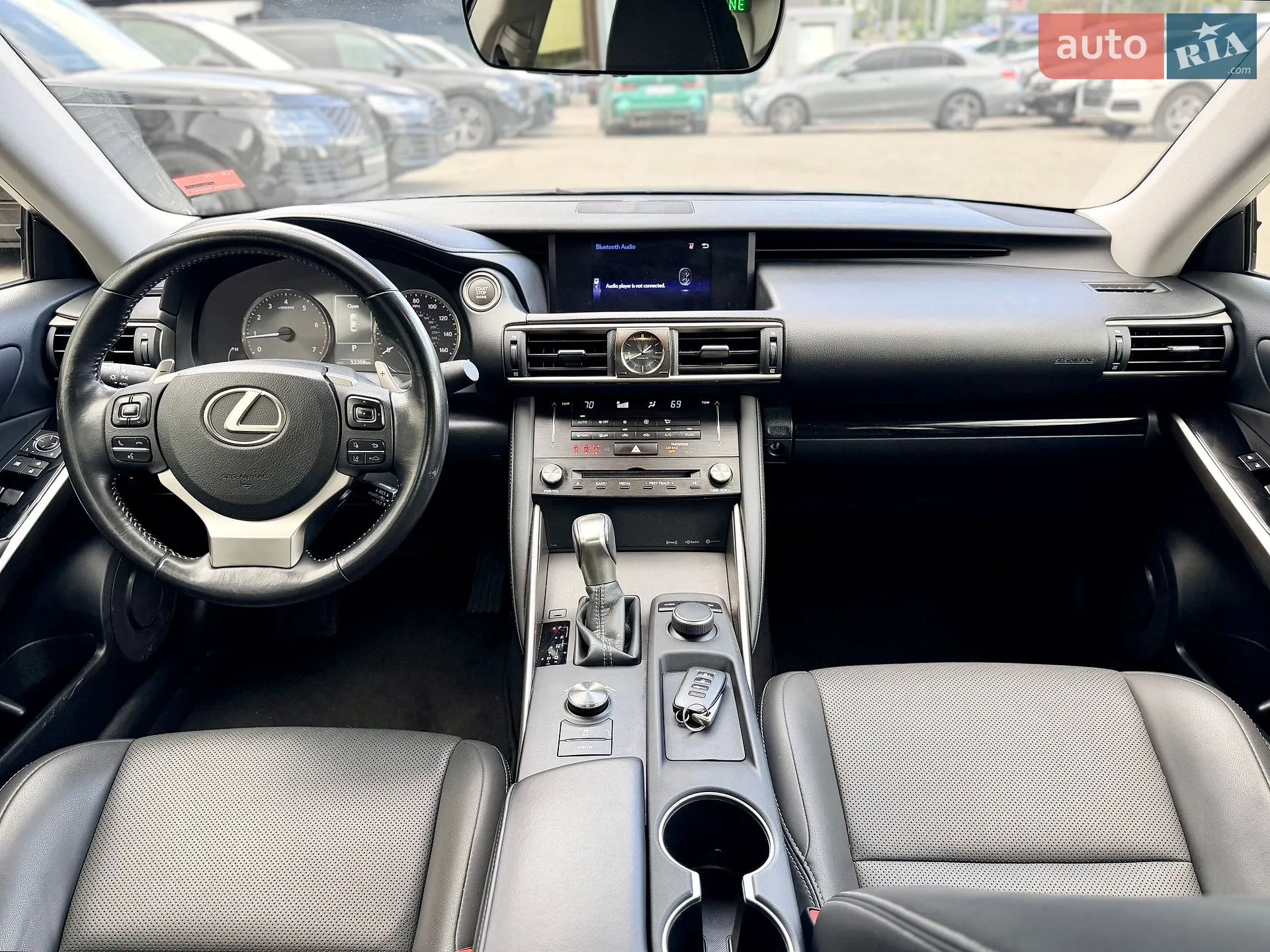 2018 Lexus IS - мініатюра 18