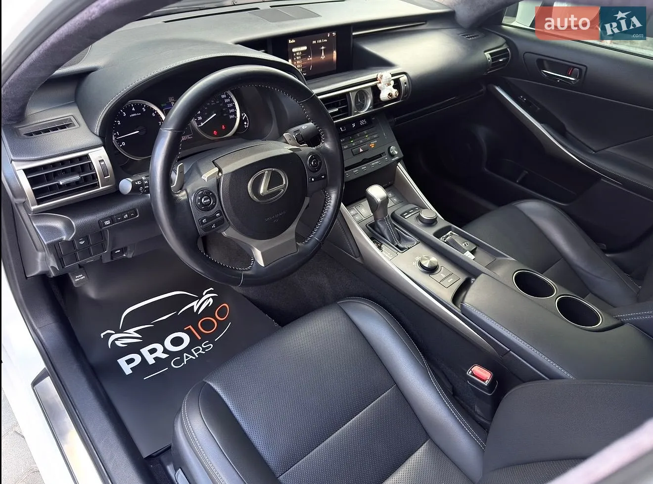 2015 Lexus IS - мініатюра 24