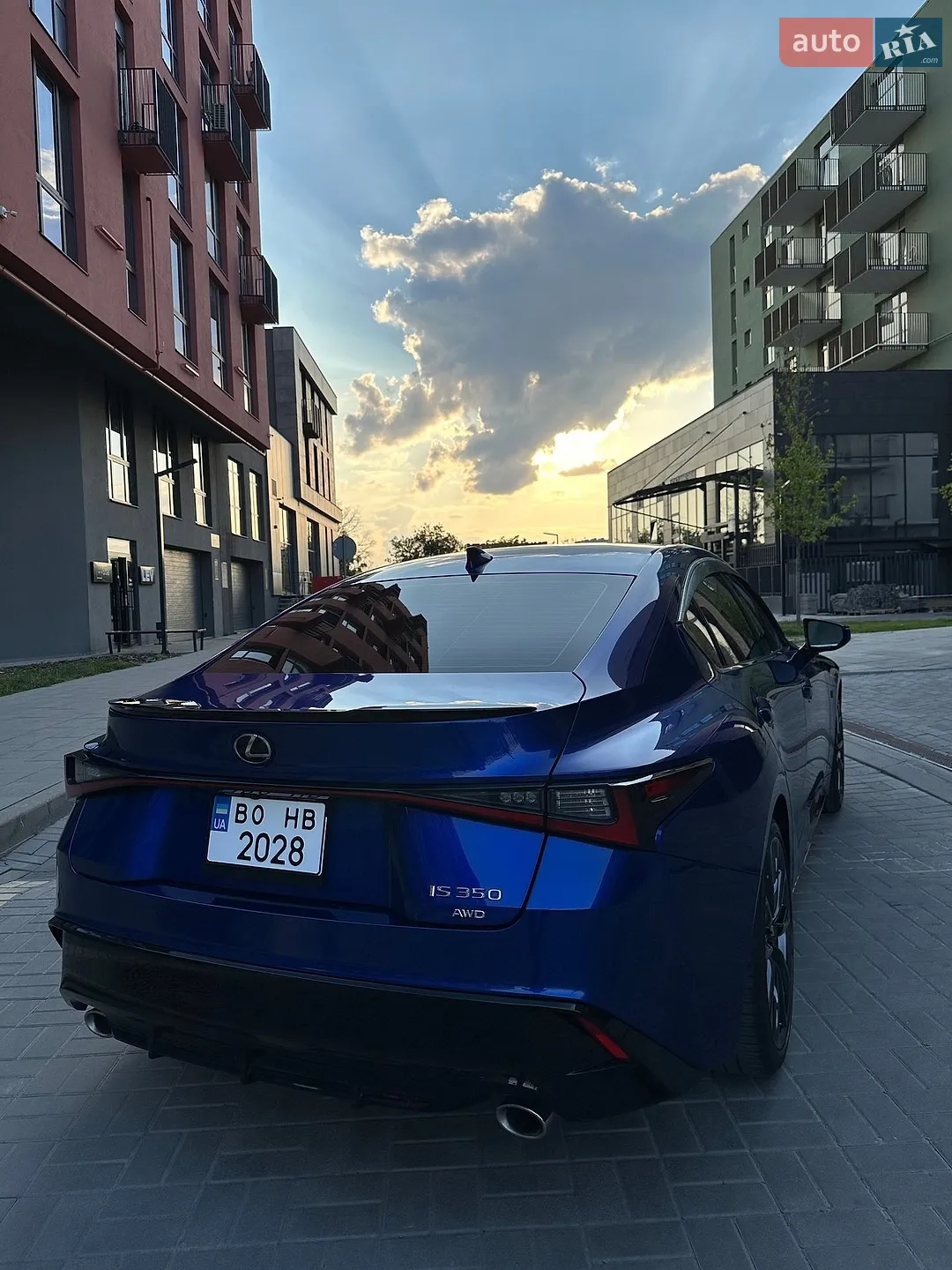 2022 Lexus IS - мініатюра 8