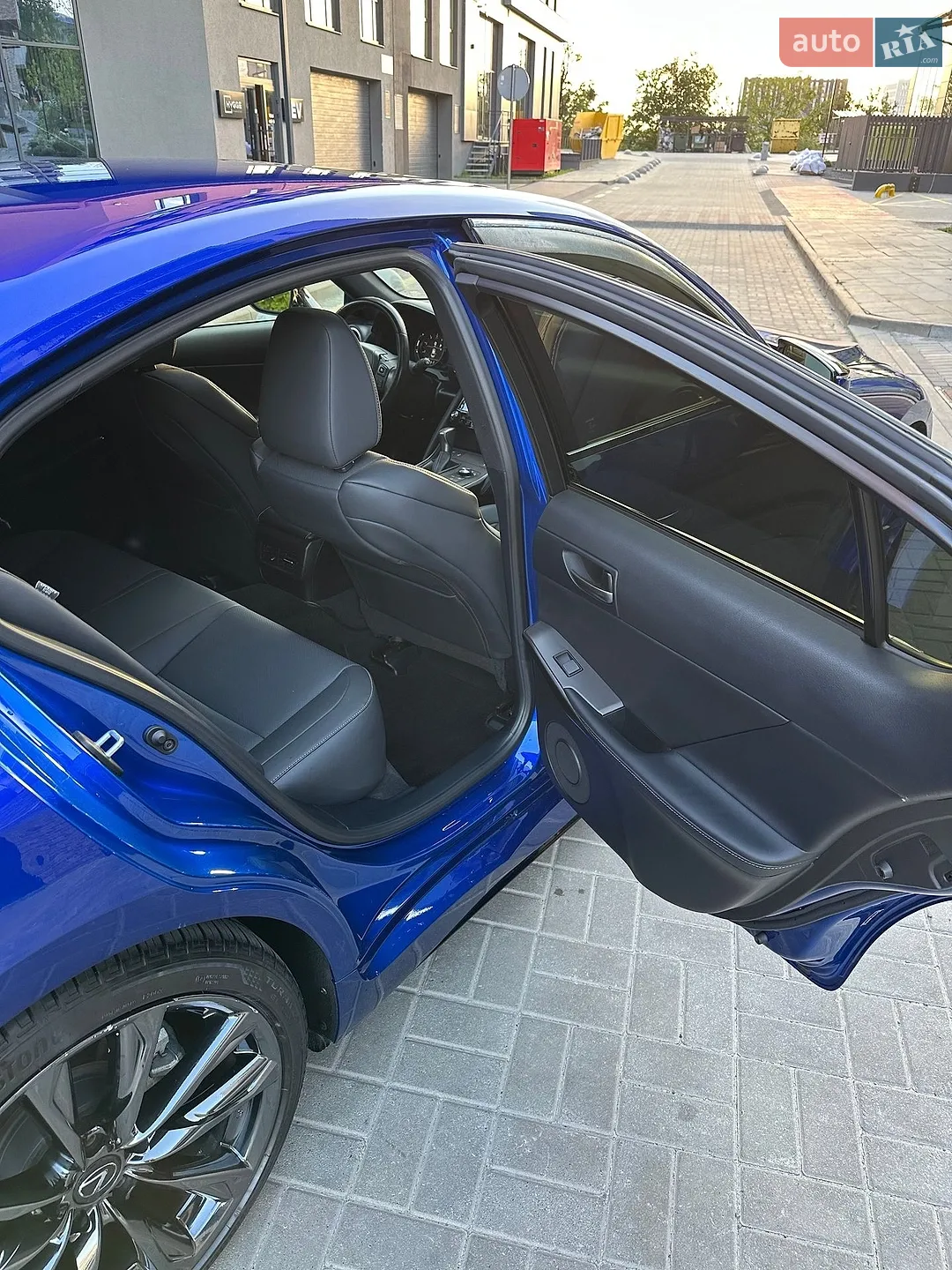 2022 Lexus IS - мініатюра 16
