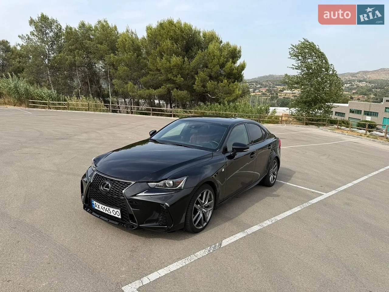 2017 Lexus IS - мініатюра 17