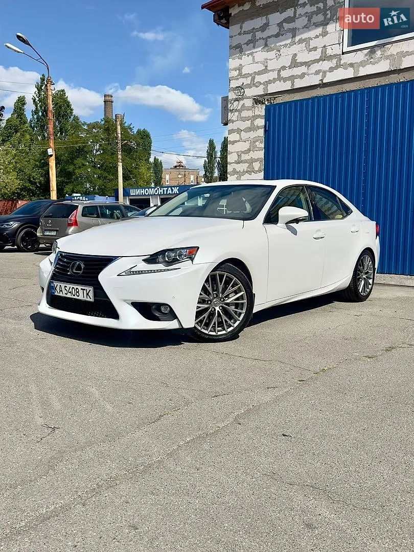 2015 Lexus IS - мініатюра 6