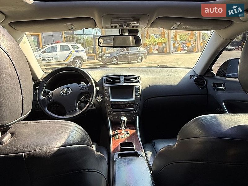 Седан Lexus IS 2008 в Києві