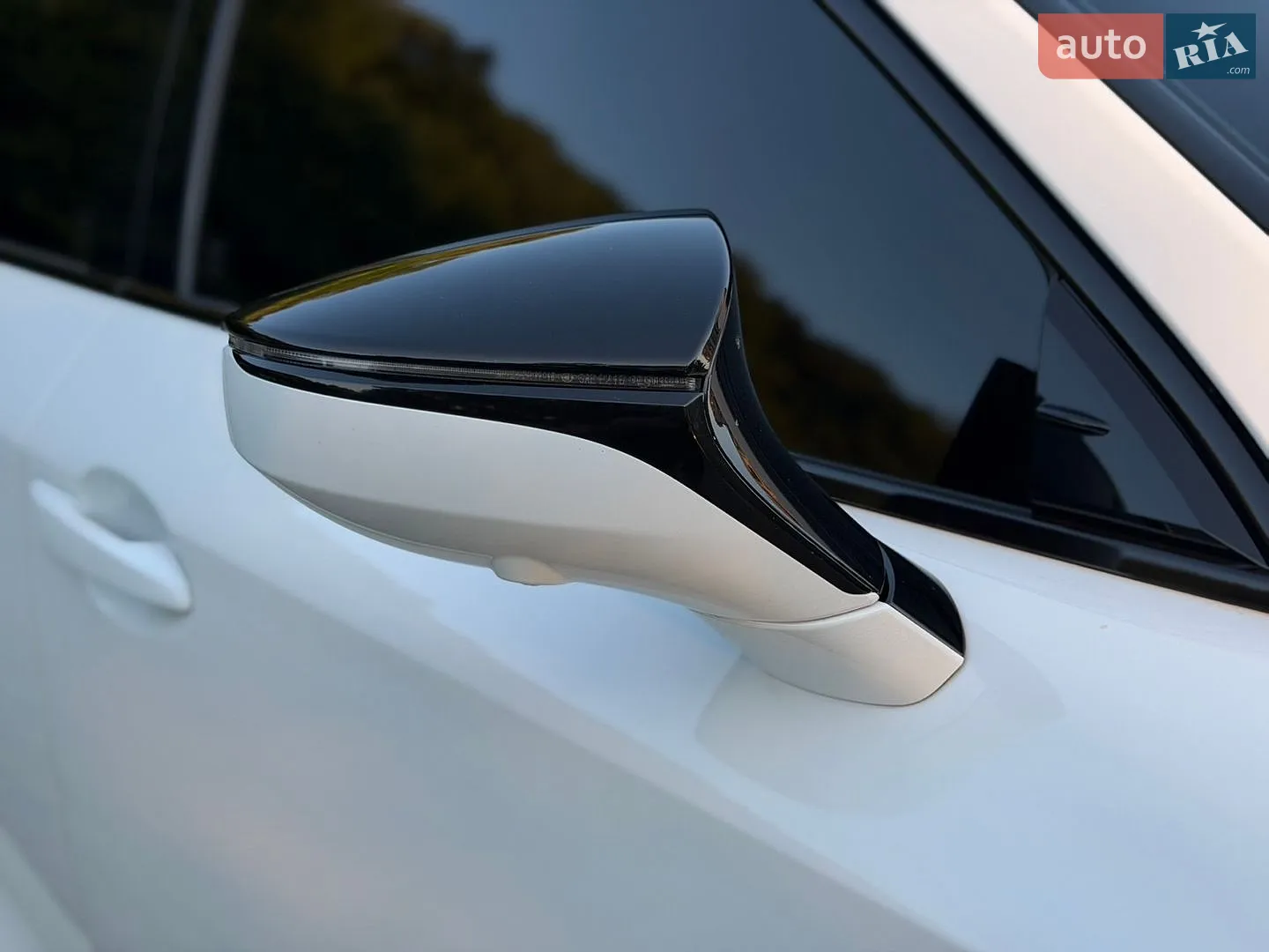 2023 Lexus IS - мініатюра 21