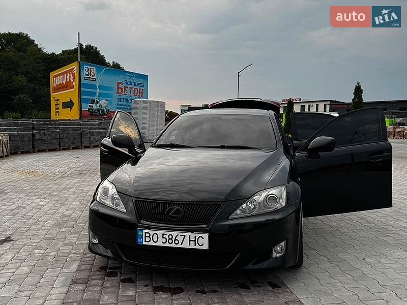 Седан Lexus IS 2006 в Тернополі