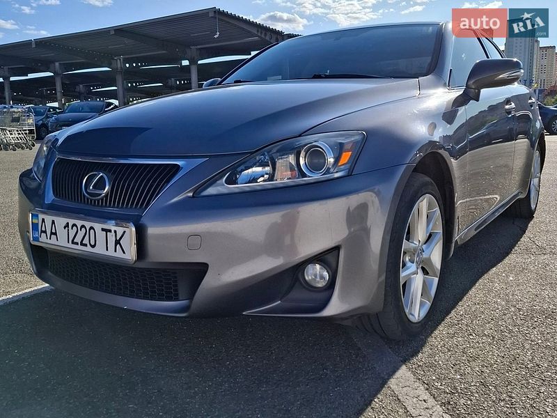 Седан Lexus IS 2012 в Киеве