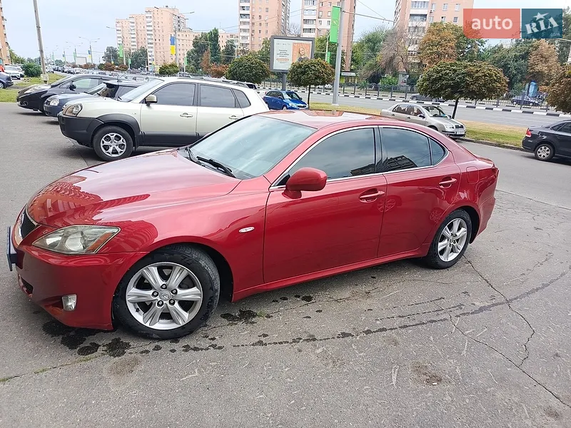 Lexus IS 2005