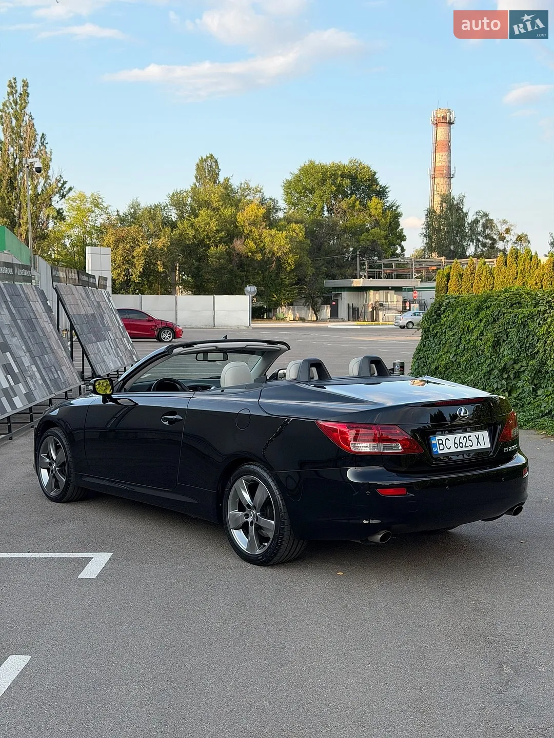 2011 Lexus IS - мініатюра 32