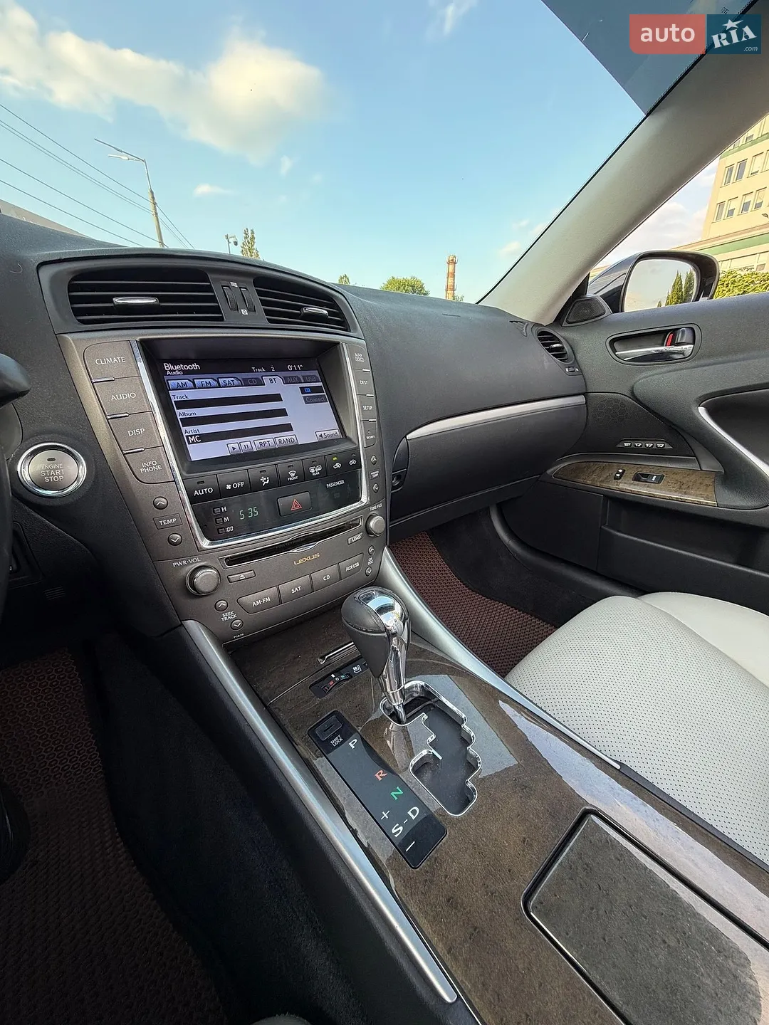 2011 Lexus IS - мініатюра 55